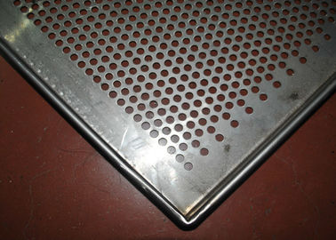 China Perforated Stainless Steel Wire Mesh Tray Dehydrated 5-10mm Frame Diameter supplier