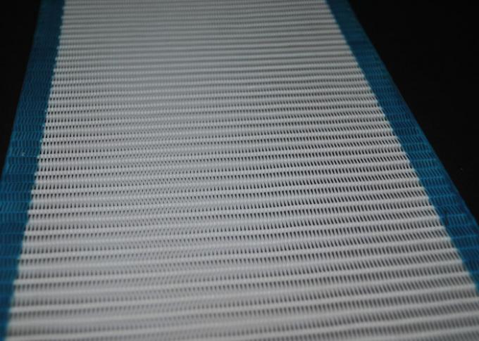 Large Loop 100 Polyester Mesh Fabric Spiral Link 4070  For Food Stuff Processing