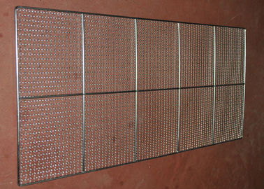 Food Grade Wire Mesh Tray , Wire Basket Cable Tray For Oven Food Processing