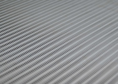 Loop Besar 100 Polyester Mesh Fabric Spiral Link 4070 Untuk Pengolahan Bahan Makanan pemasok