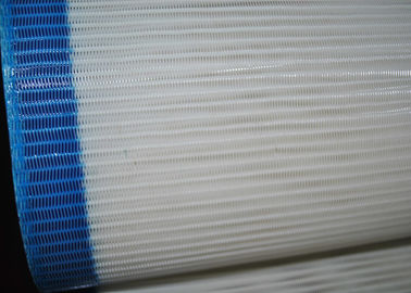 Large Loop 100 Polyester Mesh Fabric Spiral Link 4070  For Food Stuff Processing supplier